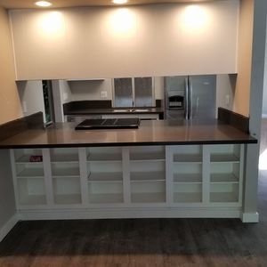 Meet your Posher, Víctor hugo